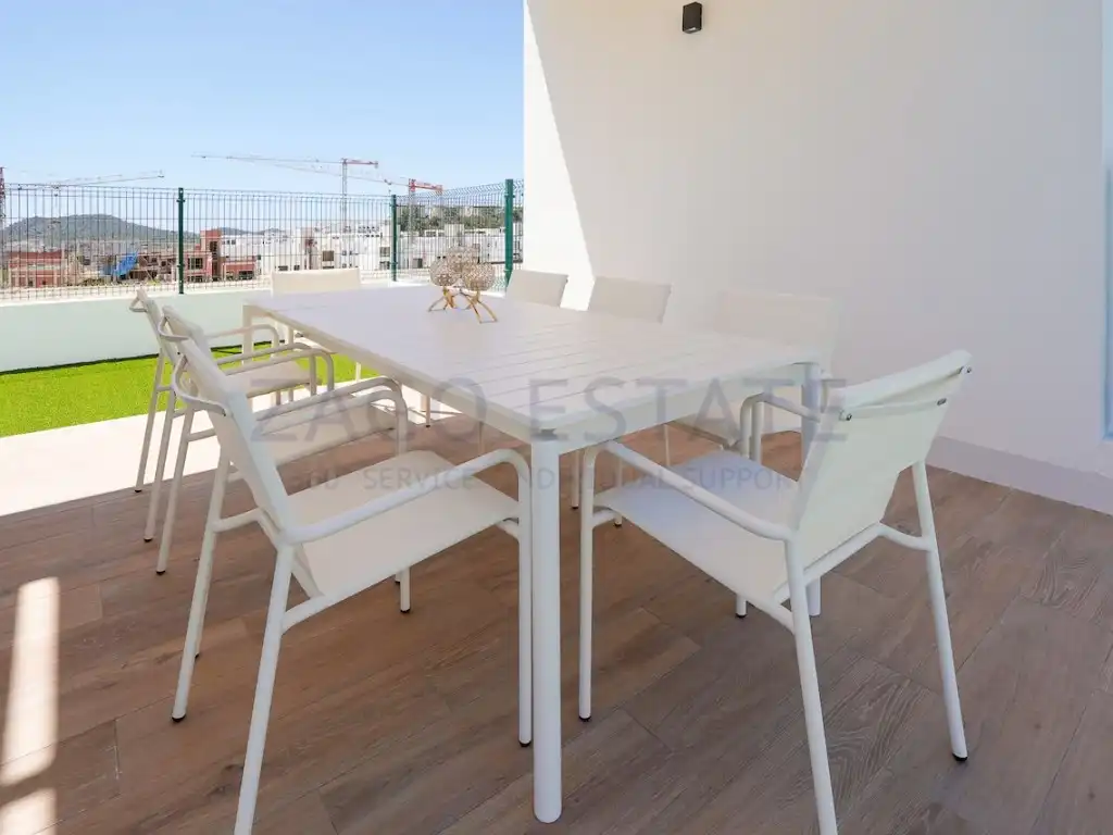 Haus oder Chalet zur Miete in Calle Equador, 4, Balcón de Finestrat - Terra Marina