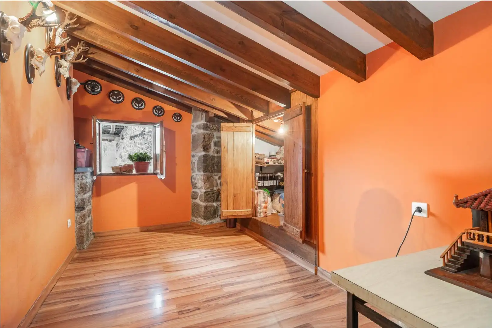 Casa o chalet en venta en Caso con Calefacción, Jardín privado y Terraza