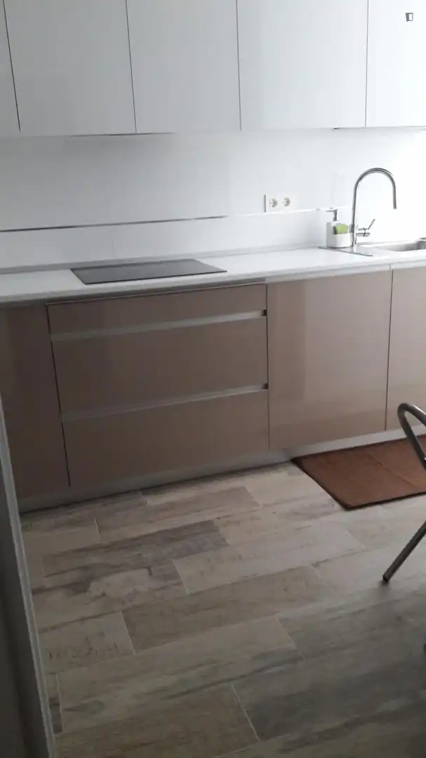 Habitación en Valderas - Los Castillos