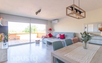 Sala d'estar de Pis en venda en Malgrat de Mar amb Aire condicionat, Calefacció i Parquet