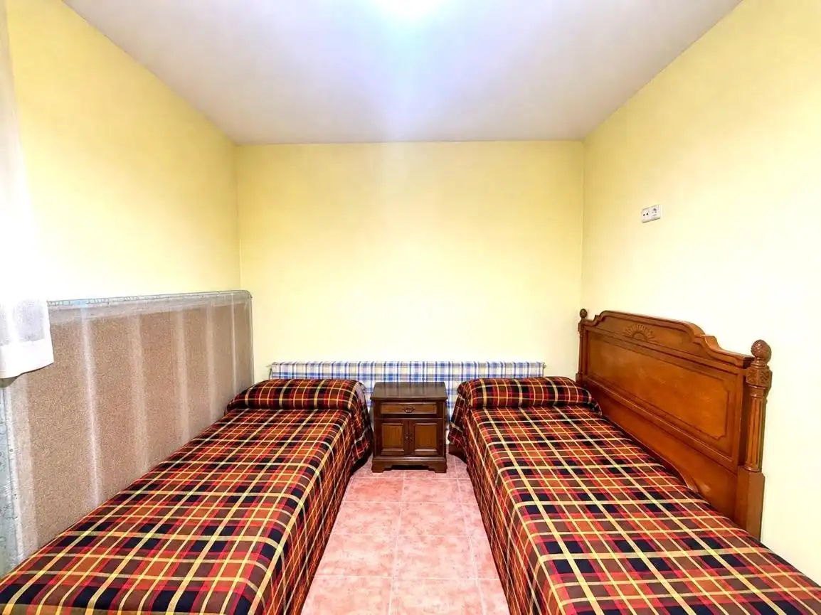 Bedroom of Houses for sale in Camargo  with Heating
