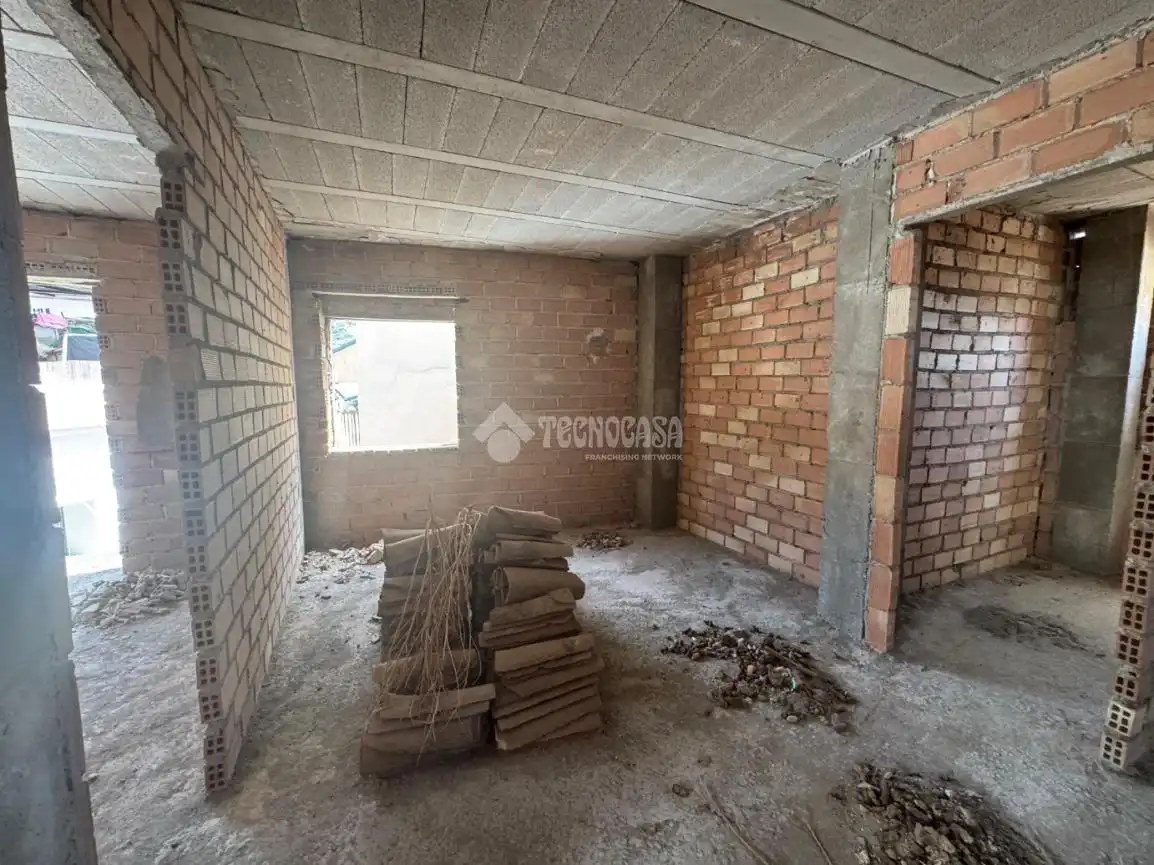 Casa adosada en venda en Ítrabo