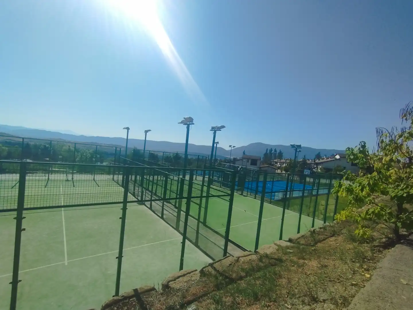 Jardín de Dúplex en venta en Jaca con Aire acondicionado, Calefacción y Parquet
