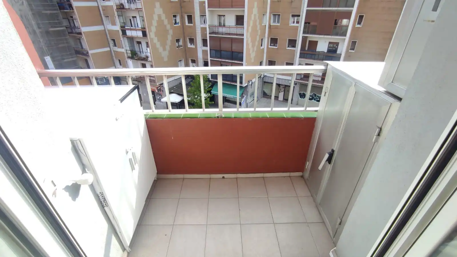 Terrasse von Wohnung zum Verkauf in Ermua mit Heizung, Möbliert und Ofen