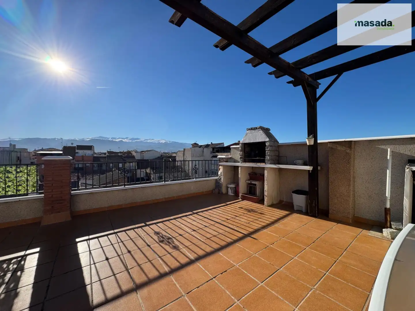 Terrasse von Dachboden zur Miete in Churriana de la Vega mit Klimaanlage, Heizung und Terrasse