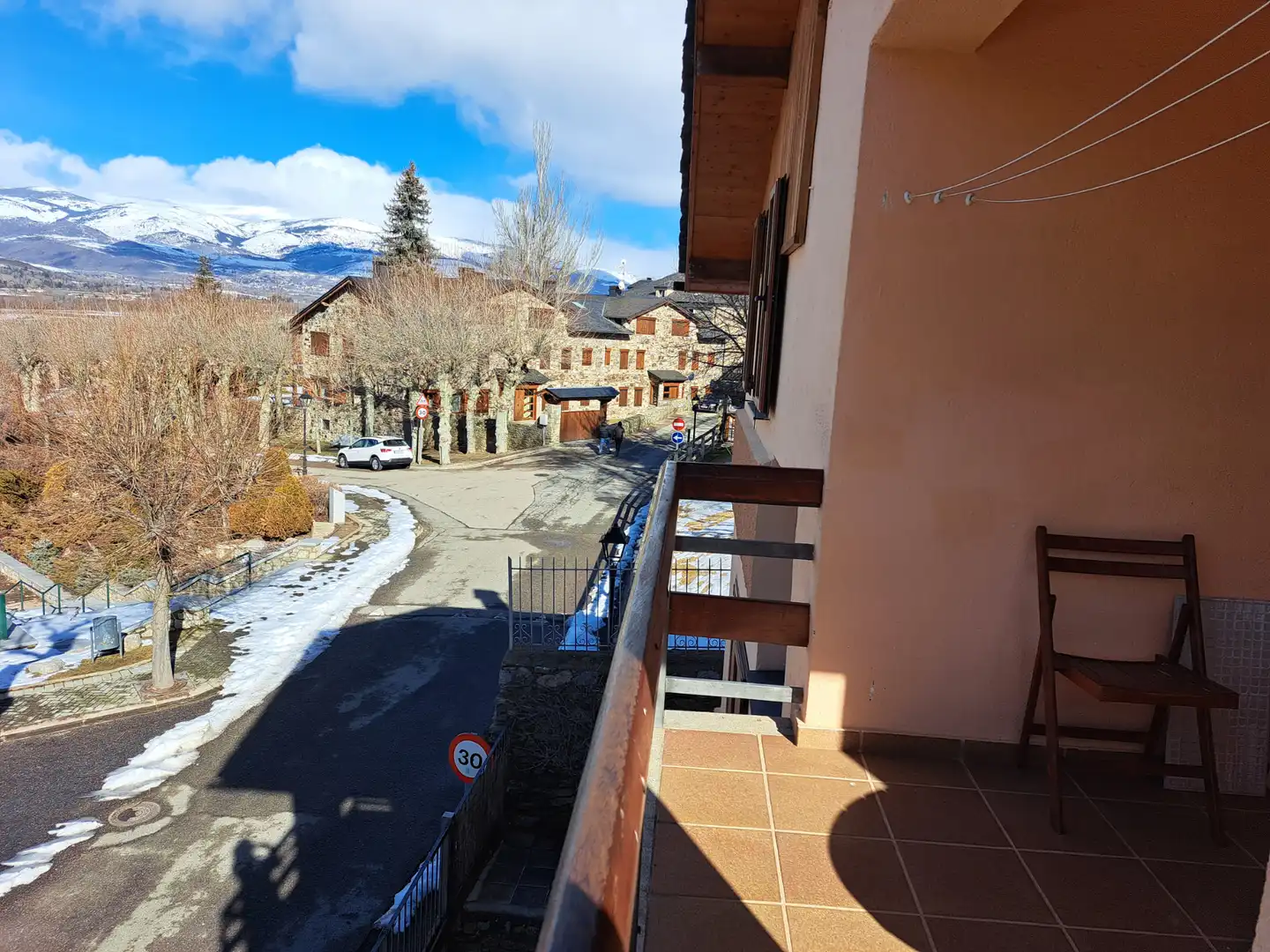 Vista exterior de Casa o xalet en venda en Fontanals de Cerdanya amb Calefacció, Terrassa i Moblat