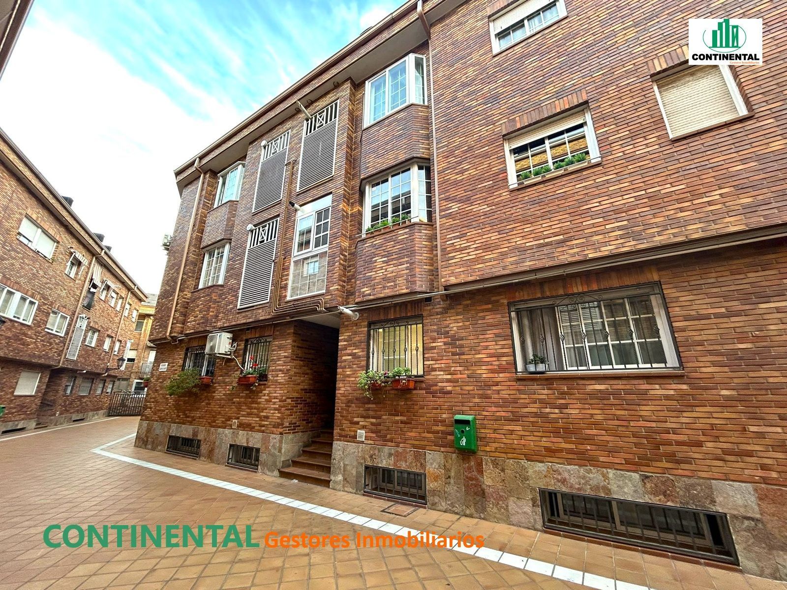 Flat for sale in ESTAFETA, Casa Amarilla