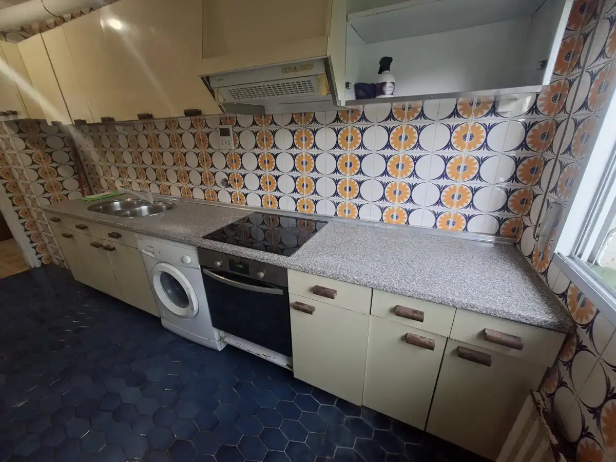 Kitchen of Flat for sale in Sansomendi 