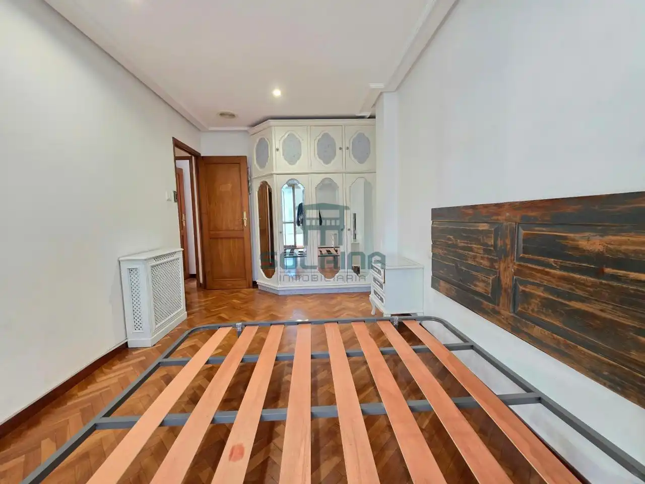Habitación de Piso en venta en Ourense Capital  con Aire acondicionado, Calefacción y Parquet
