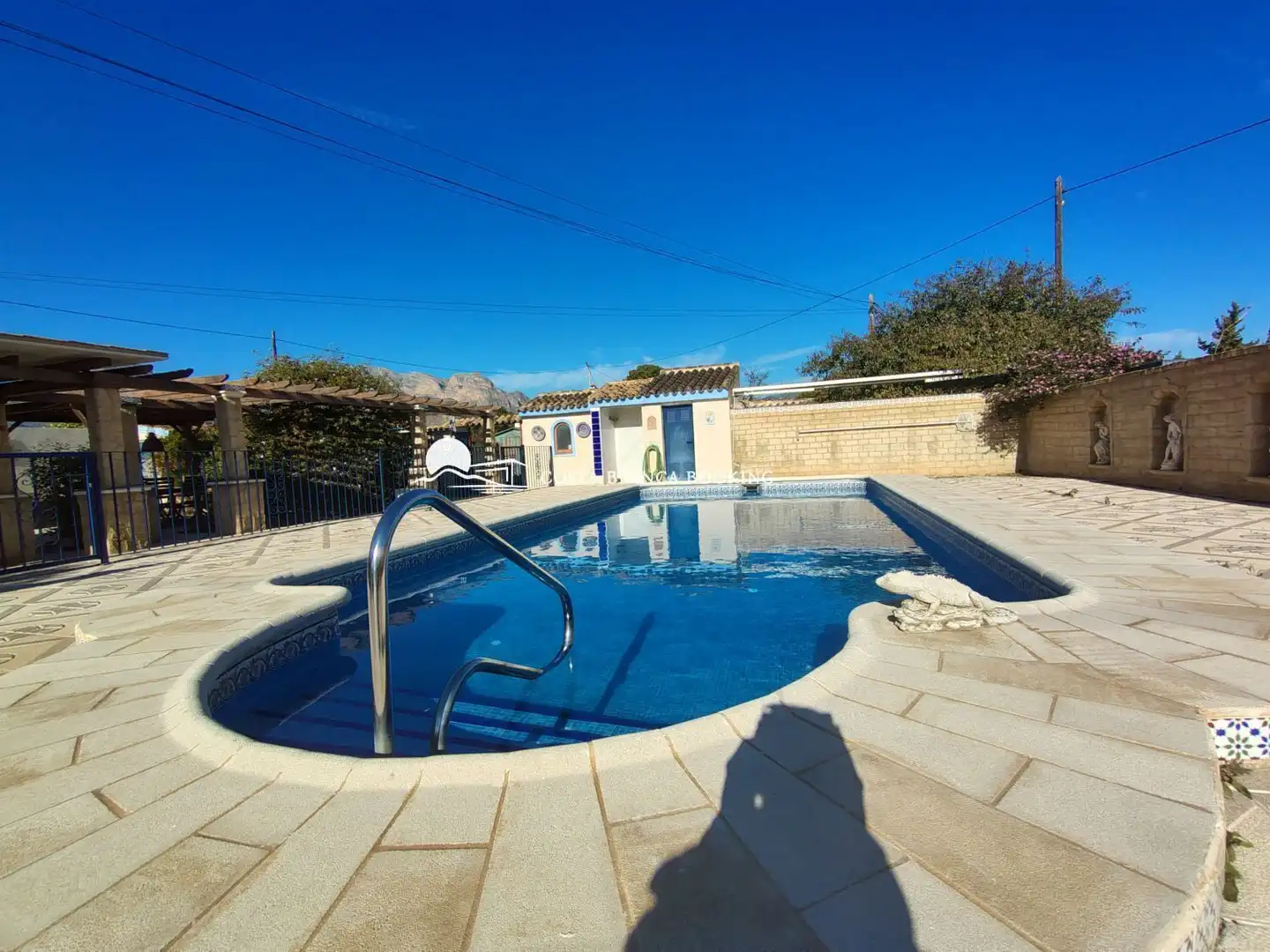 Piscina de Casa o xalet en venda en L'Alfàs del Pi amb Aire condicionat, Calefacció i Jardí privat