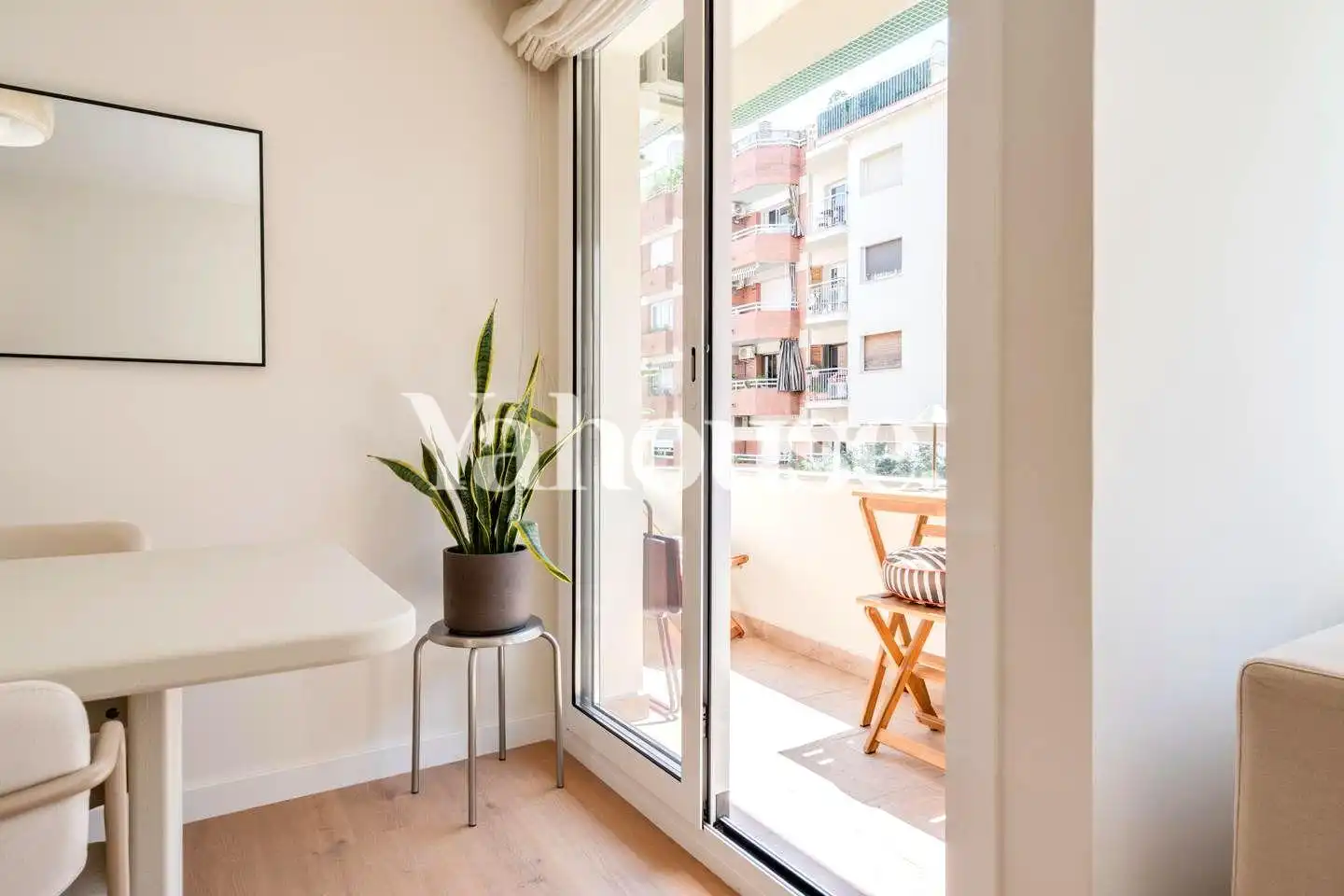 Dormitori de Pis en venda en Barcelona amb Aire condicionat, Parquet i Terrassa