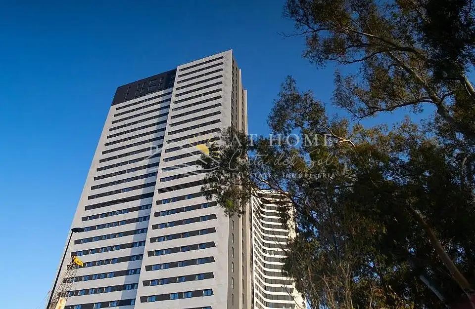 Vista exterior de Apartamento en venta en Málaga con Terraza, Piscina y Horno