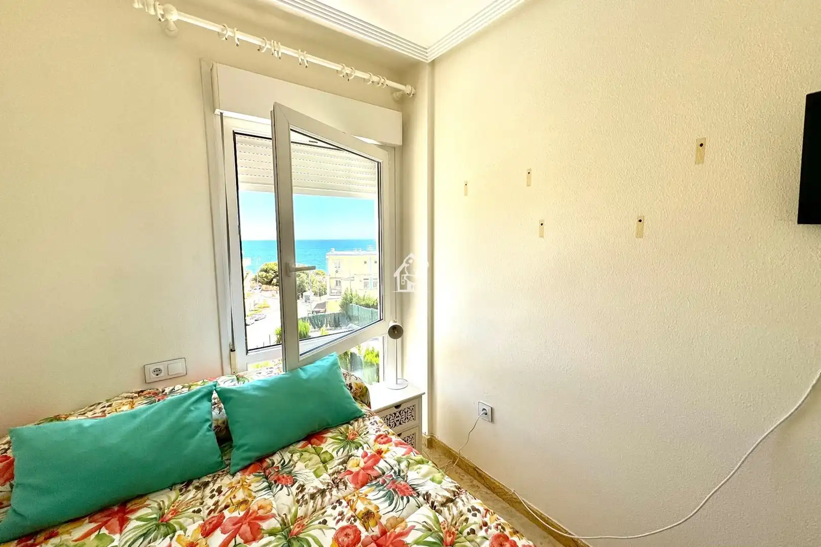Habitación de Casa adosada de alquiler en Orihuela con Aire acondicionado, Terraza y Piscina