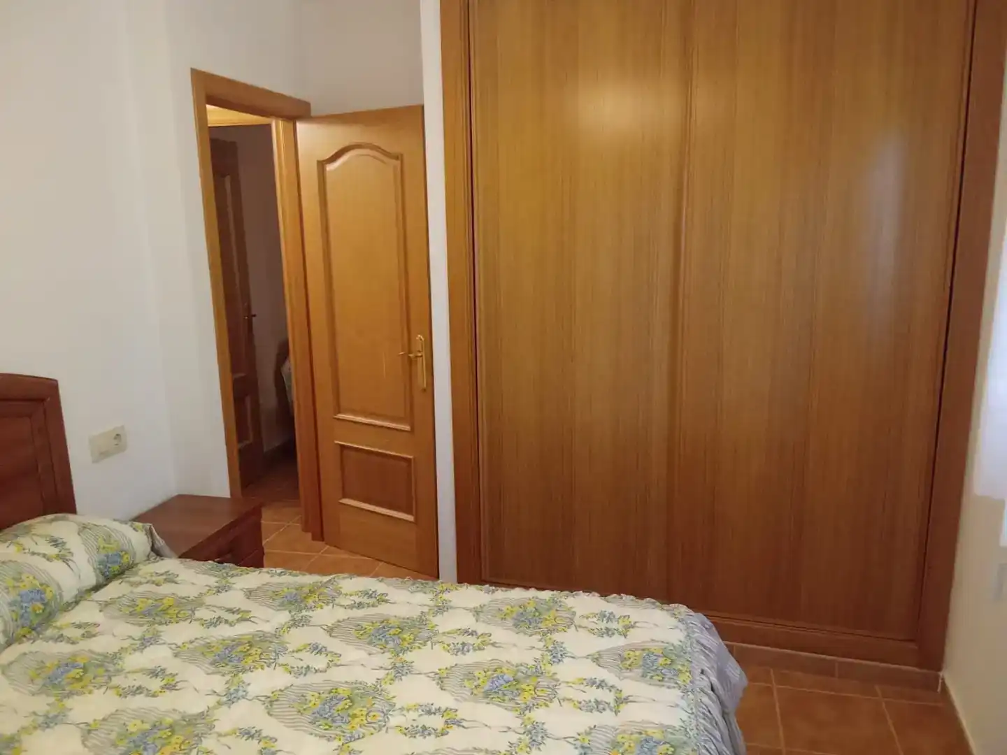Dormitori de Casa adosada en venda en San Justo amb Jardí privat, Traster i Moblat