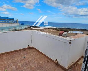 Vista exterior de Pis en venda en Puerto del Rosario amb Terrassa