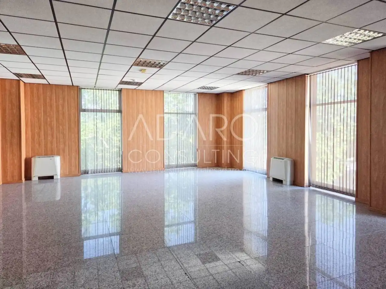Nave industrial en venta en Leganés con Alarma