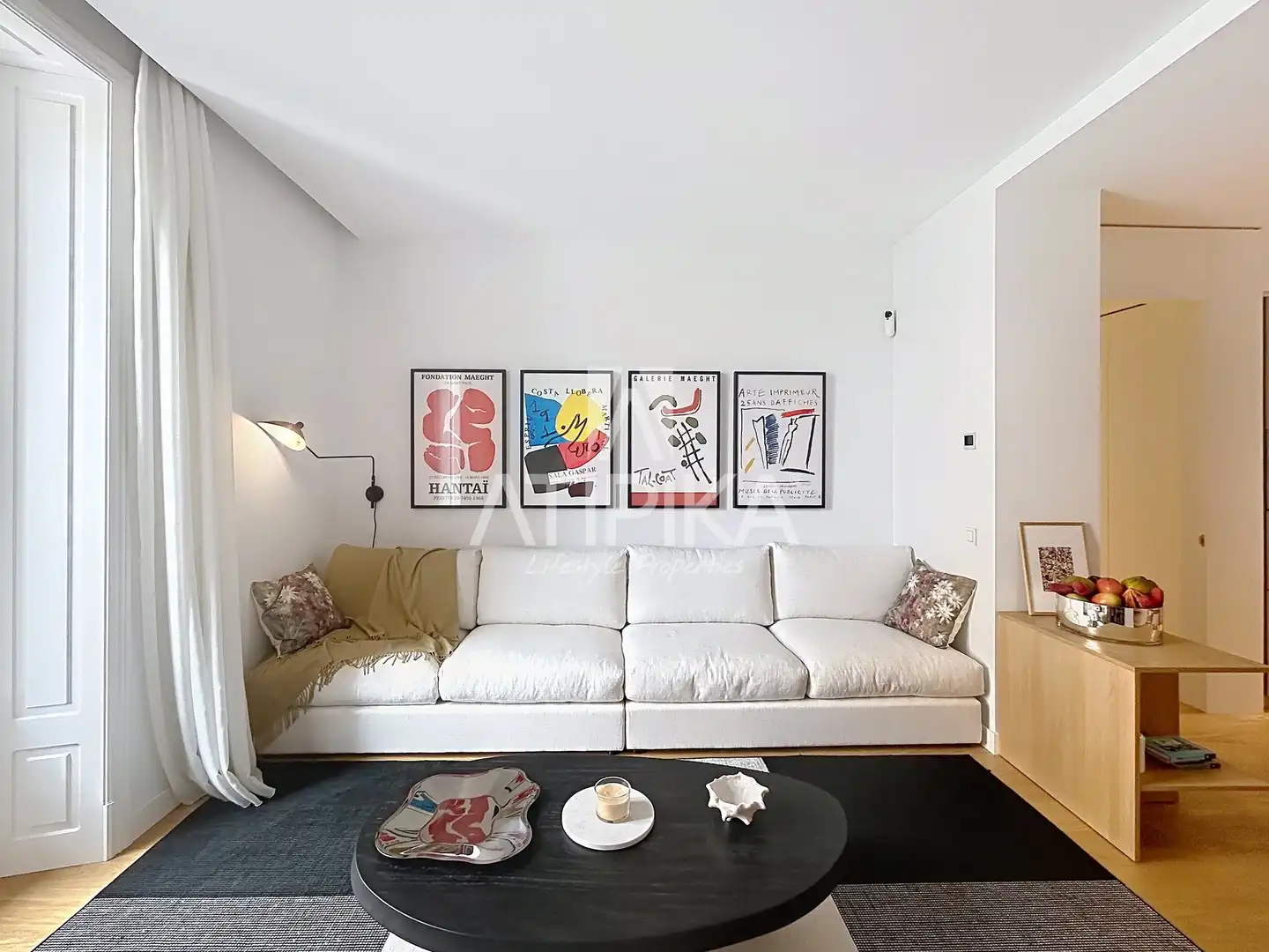 Sala d'estar de Pis de lloguer en Barcelona amb Aire condicionat, Parquet i Moblat