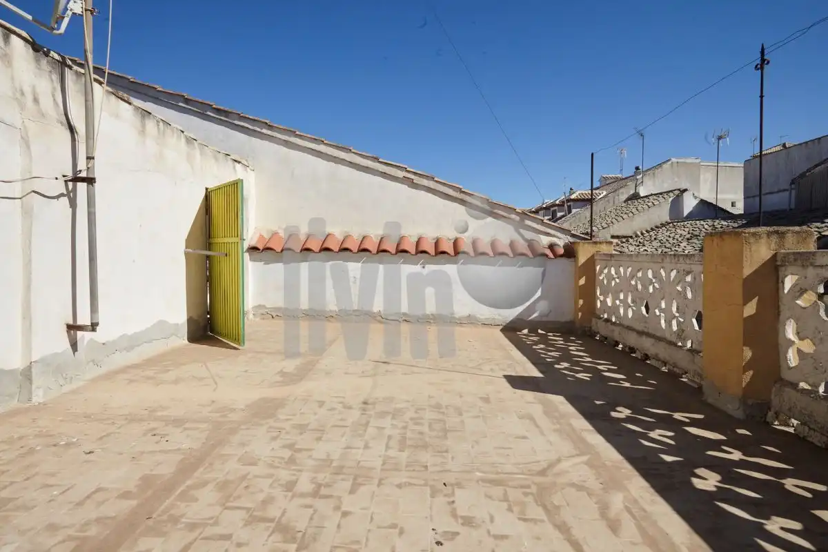 Vista exterior de Casa o chalet en venta en Baeza