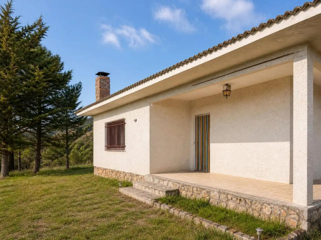 Vista exterior de Casa o chalet en venta en Berzosa del Lozoya con Calefacción, Jardín privado y Terraza