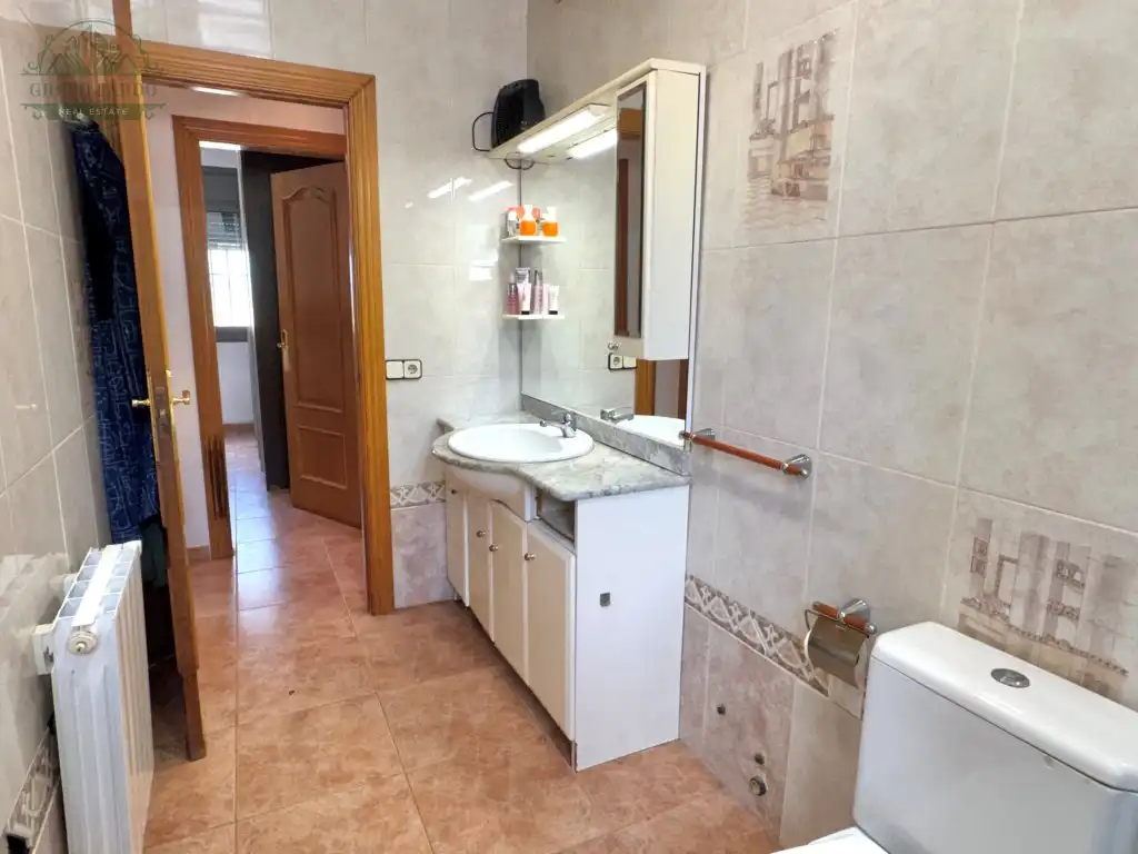 Bathroom of Houses for sale in Albinyana, Tarragona