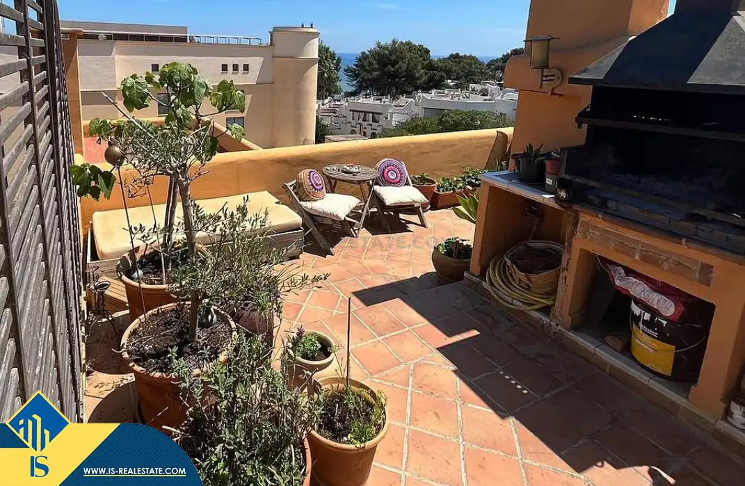 Terrasse von Maisonette zum Verkauf in Santa Eulària des Riu mit Terrasse, Möbliert und Gemeinschaftspool