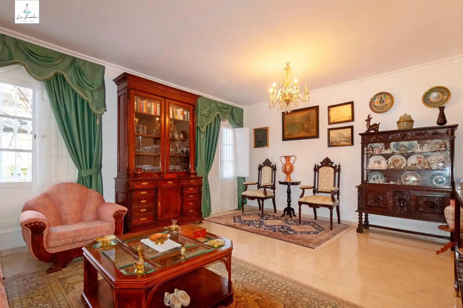 Living room of Houses for sale in Archidona  with Private garden, Terrace and Balcony