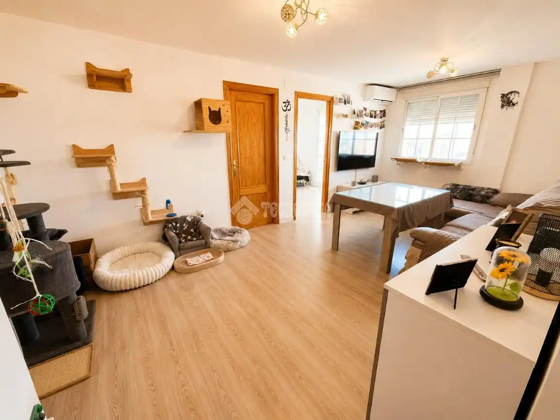 Sala de estar de Piso en venta en Armilla con Aire acondicionado, Parquet y Terraza