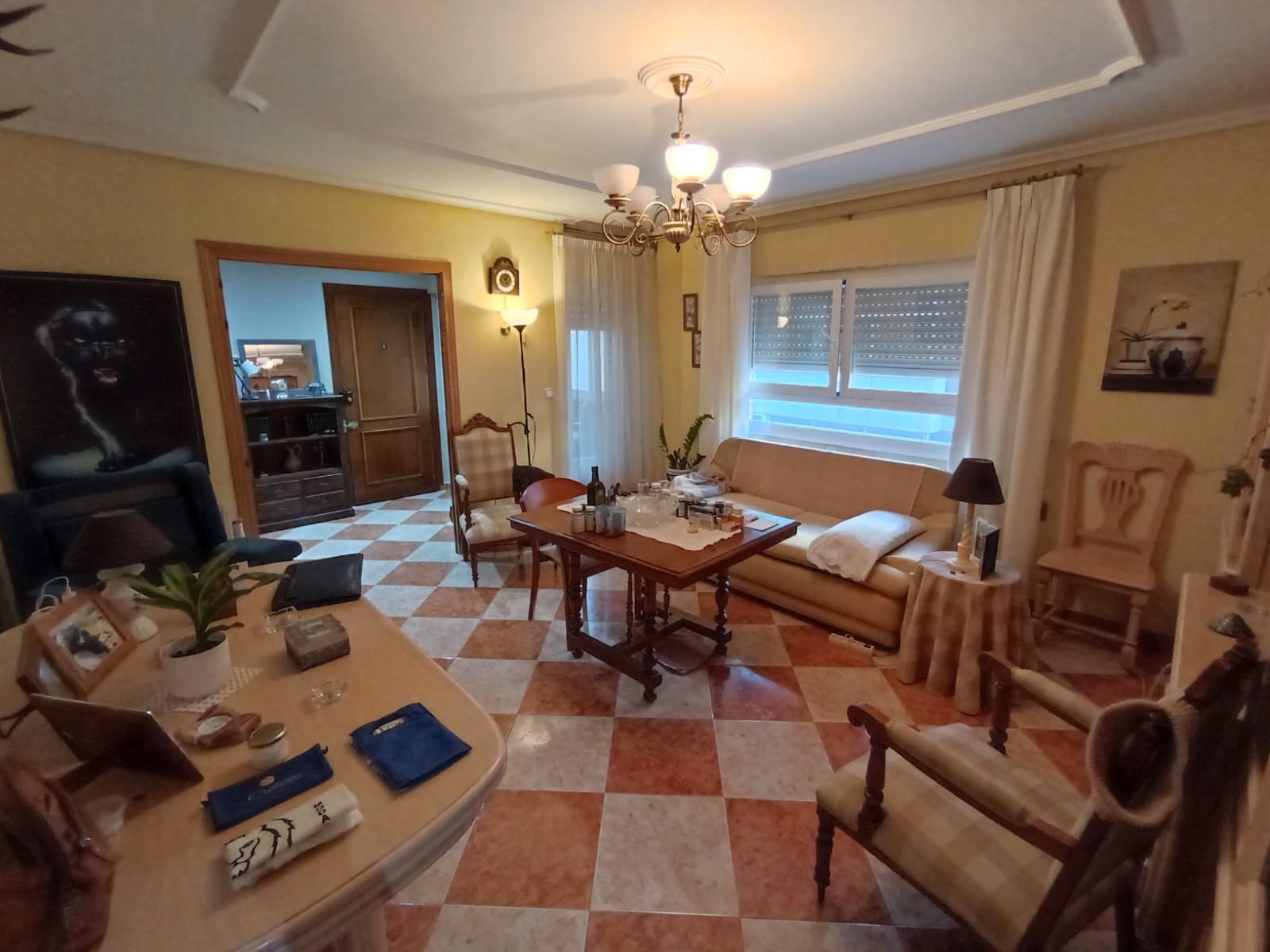 Sala d'estar de Pis en venda en Argamasilla de Alba amb Calefacció, Terrassa i Moblat