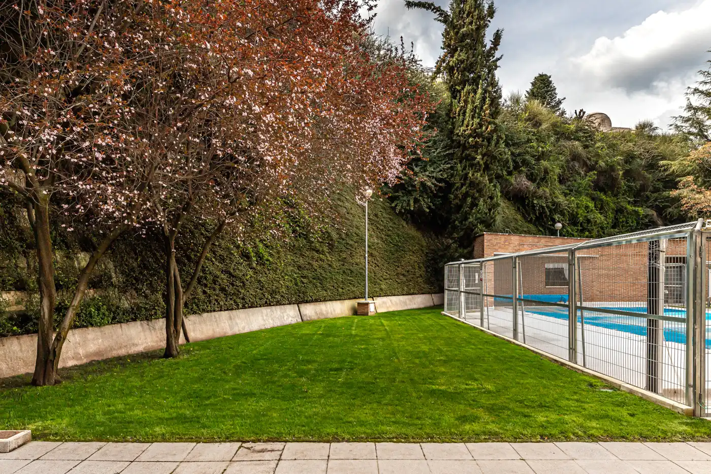 Dúplex de alquiler en Avenida del Talgo, Aravaca