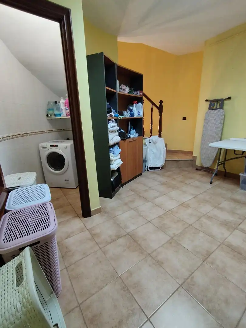 Villa mit Terrasse zur Miete in Abrera, imagen 30