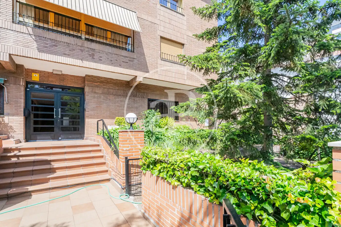 Vista exterior de Piso en venta en Madrid con Aire acondicionado, Calefacción y Balcón