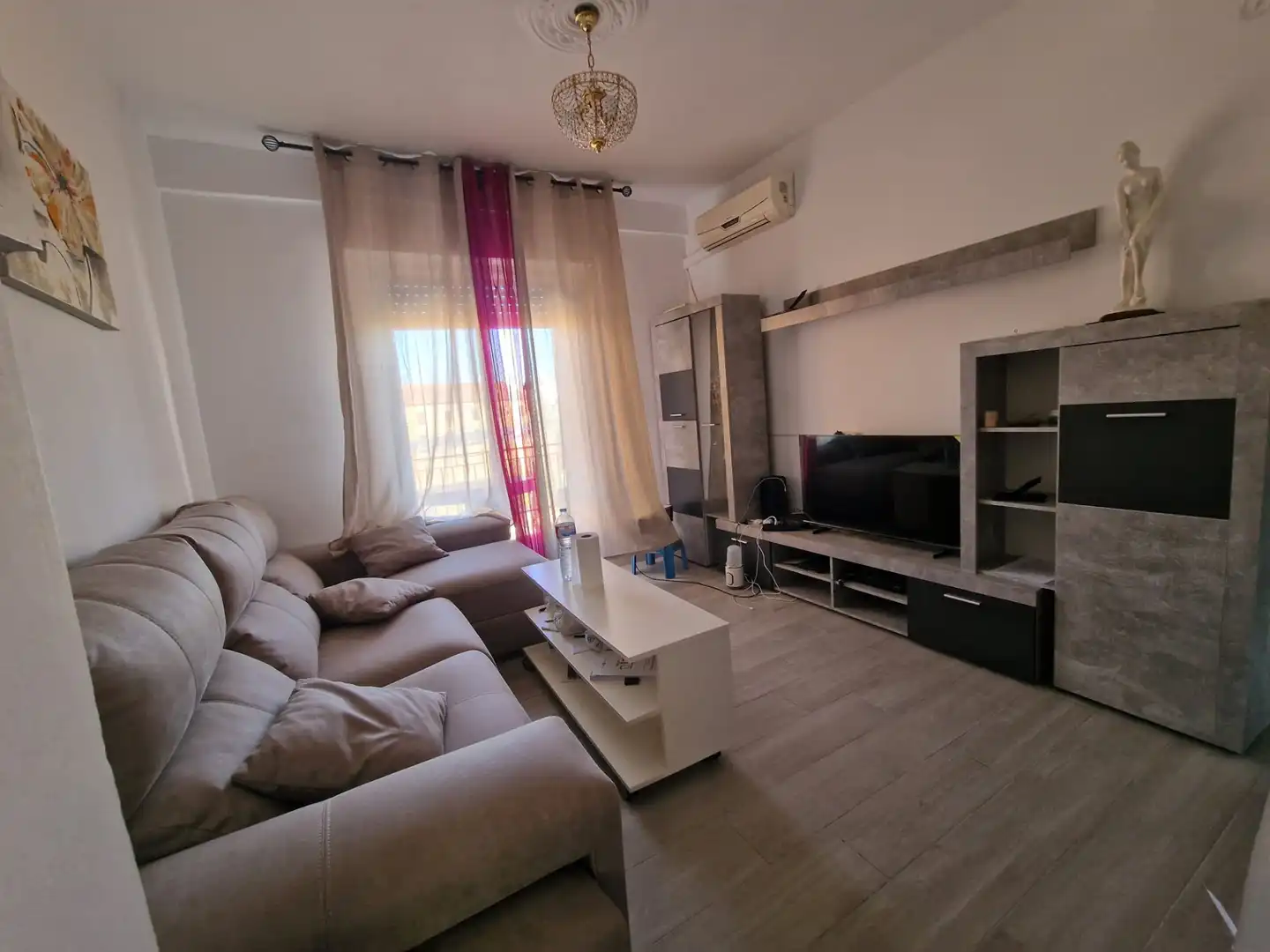Flat for sale in Paseo Muelle