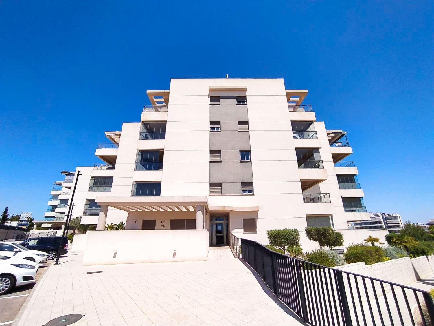Vista exterior de Apartamento en venta en Orihuela con Aire acondicionado, Calefacción y Terraza