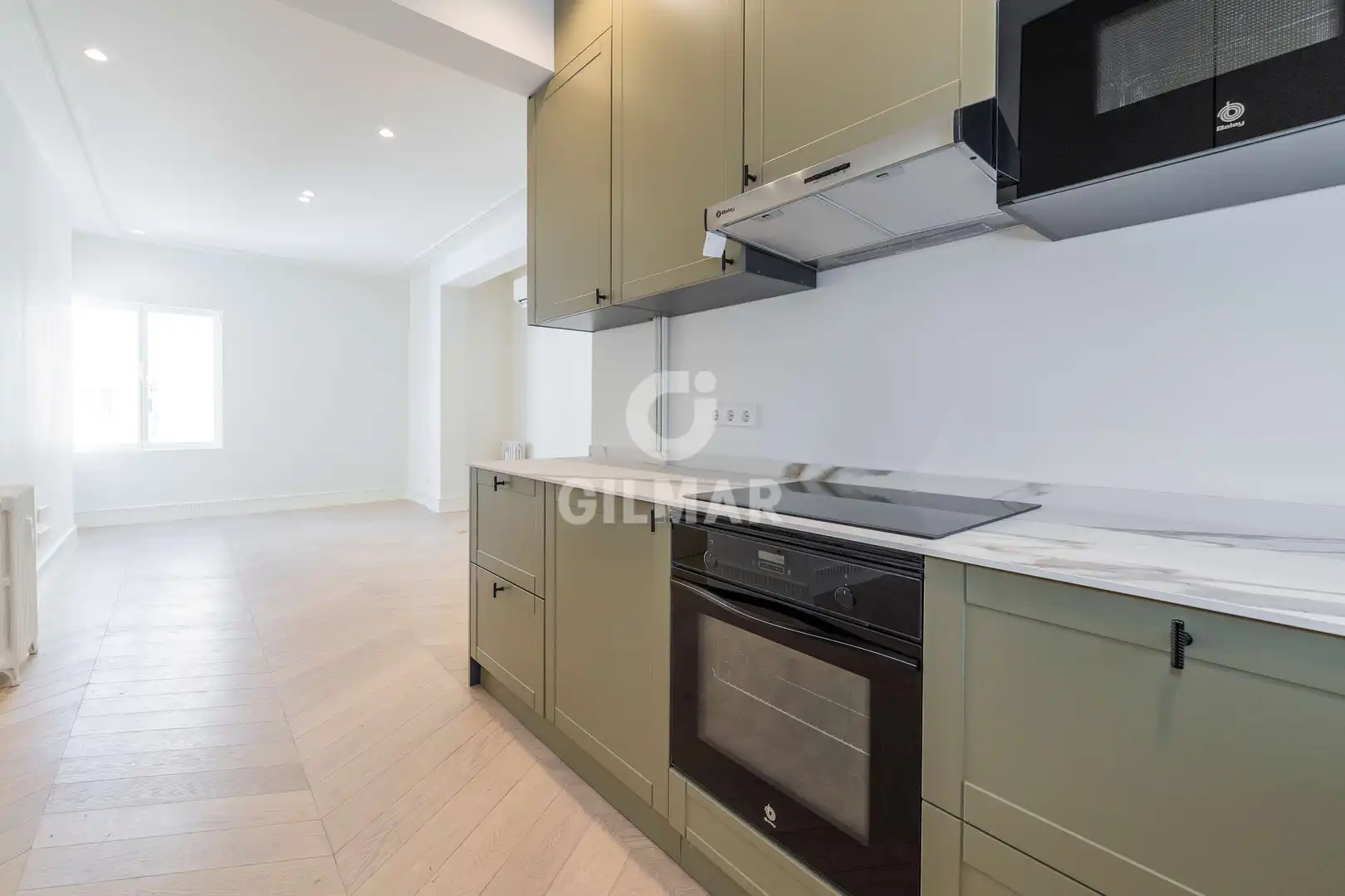 Flat with lift for sale in Barrio de Salamanca