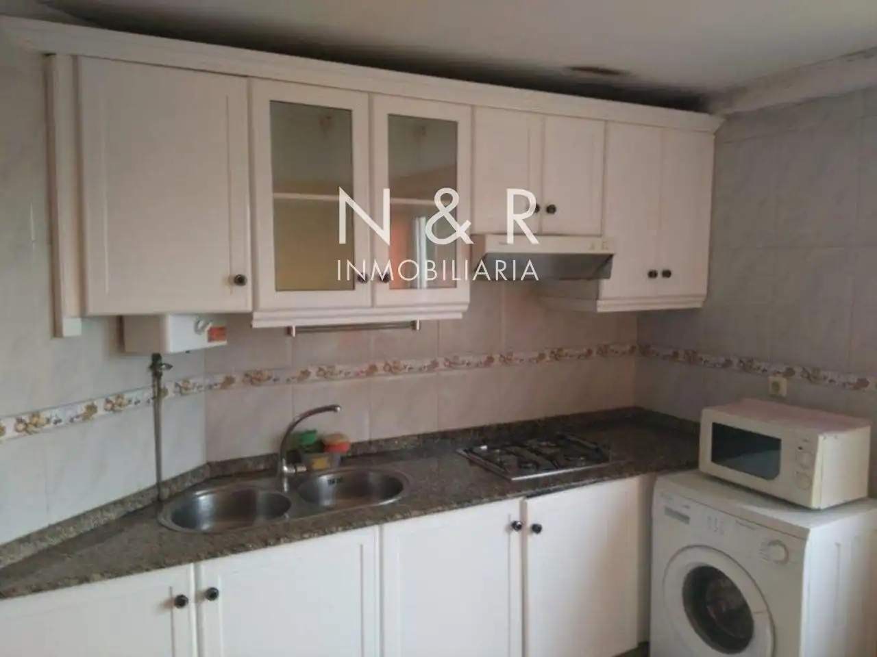 Kitchen of Flat for rent in Santiago de Compostela   with Furnished