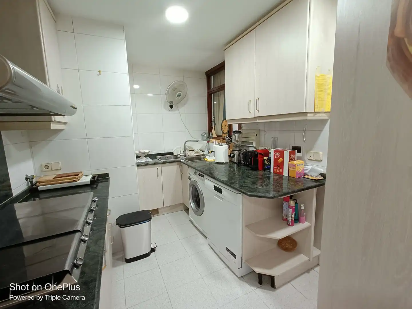 Kitchen of Flat for rent in Madrid  with Air Conditioner, Heating and Parquet flooring