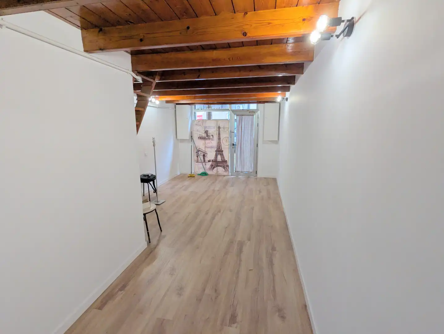 Loft zum Verkauf in Barcelona mit Klimaanlage, Heizung und Parkett