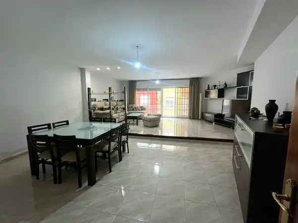 Casa con terraza en venta en Rúa Oliva, imagen 8
