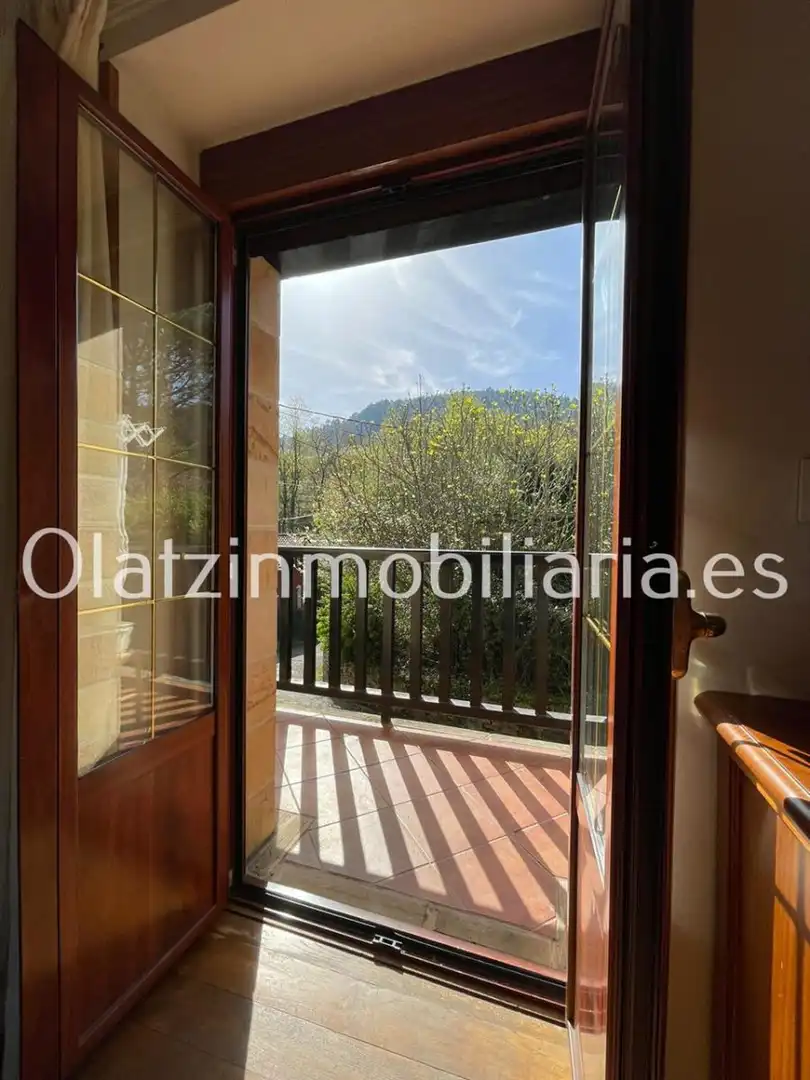 Jardín de Casa o chalet en venta en Zalla  con Calefacción, Terraza y Trastero