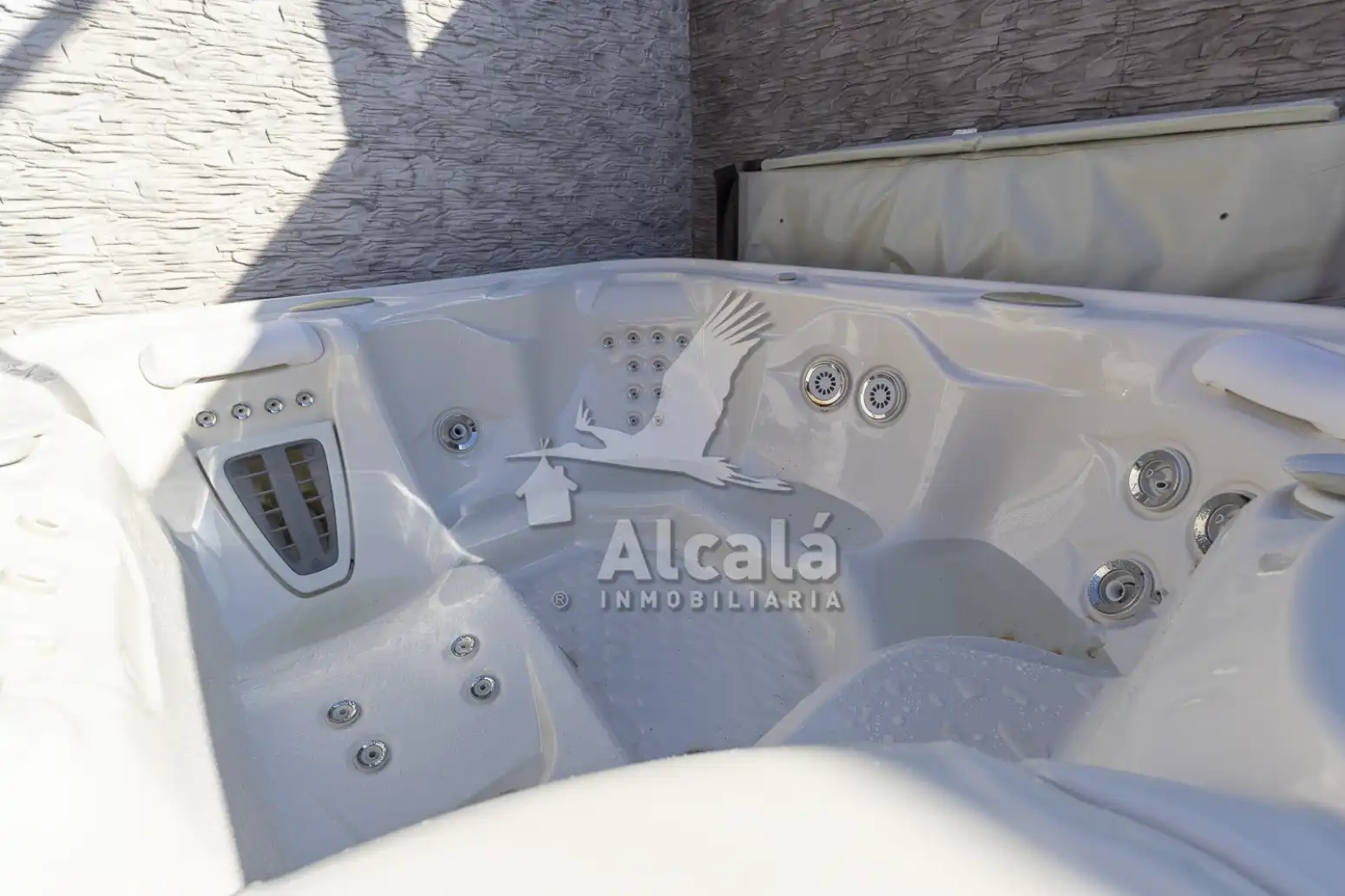 Piscina de Casa o xalet en venda en Alcalá de Henares amb Aire condicionat, Calefacció i Jardí privat