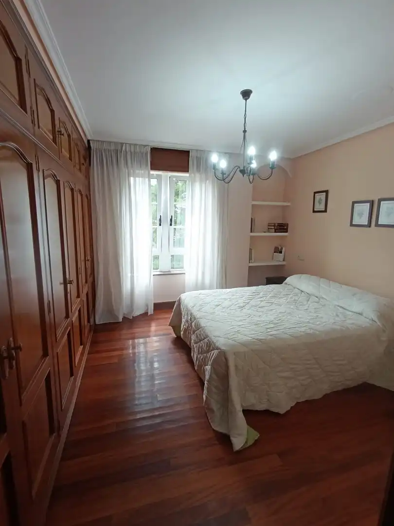Dormitori de Pis en venda en Ferrol amb Calefacció, Parquet i Traster
