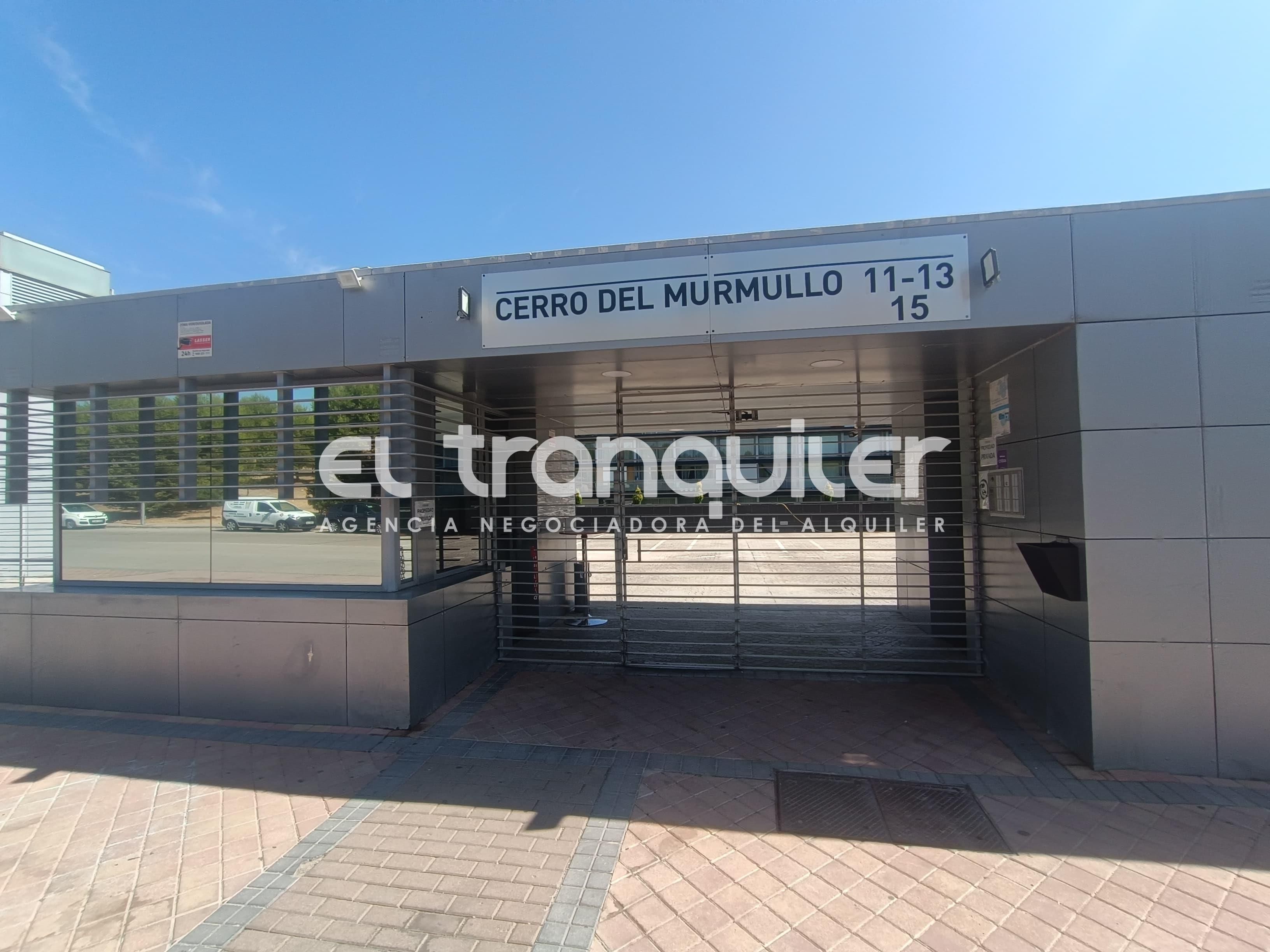 Parking de Dúplex de alquiler en  Madrid Capital con Piscina