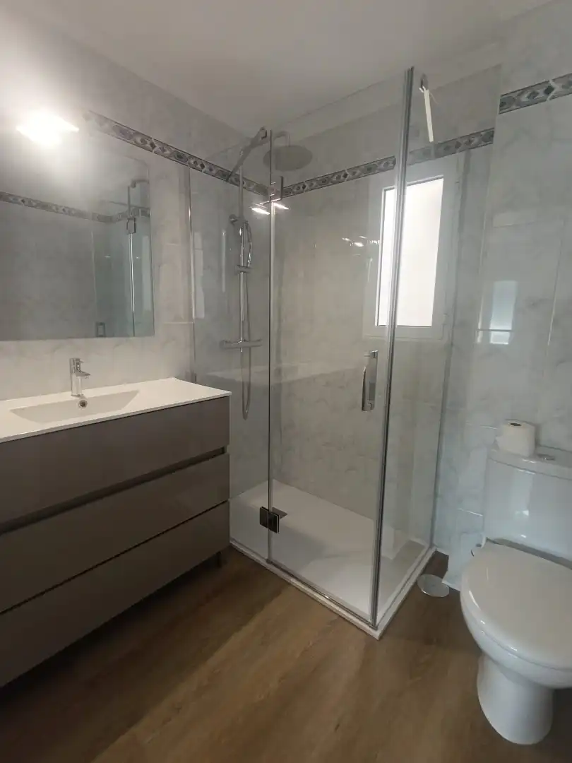Flat for rent in Calle San Juan Bosco, 86, El Molinillo - Capuchinos