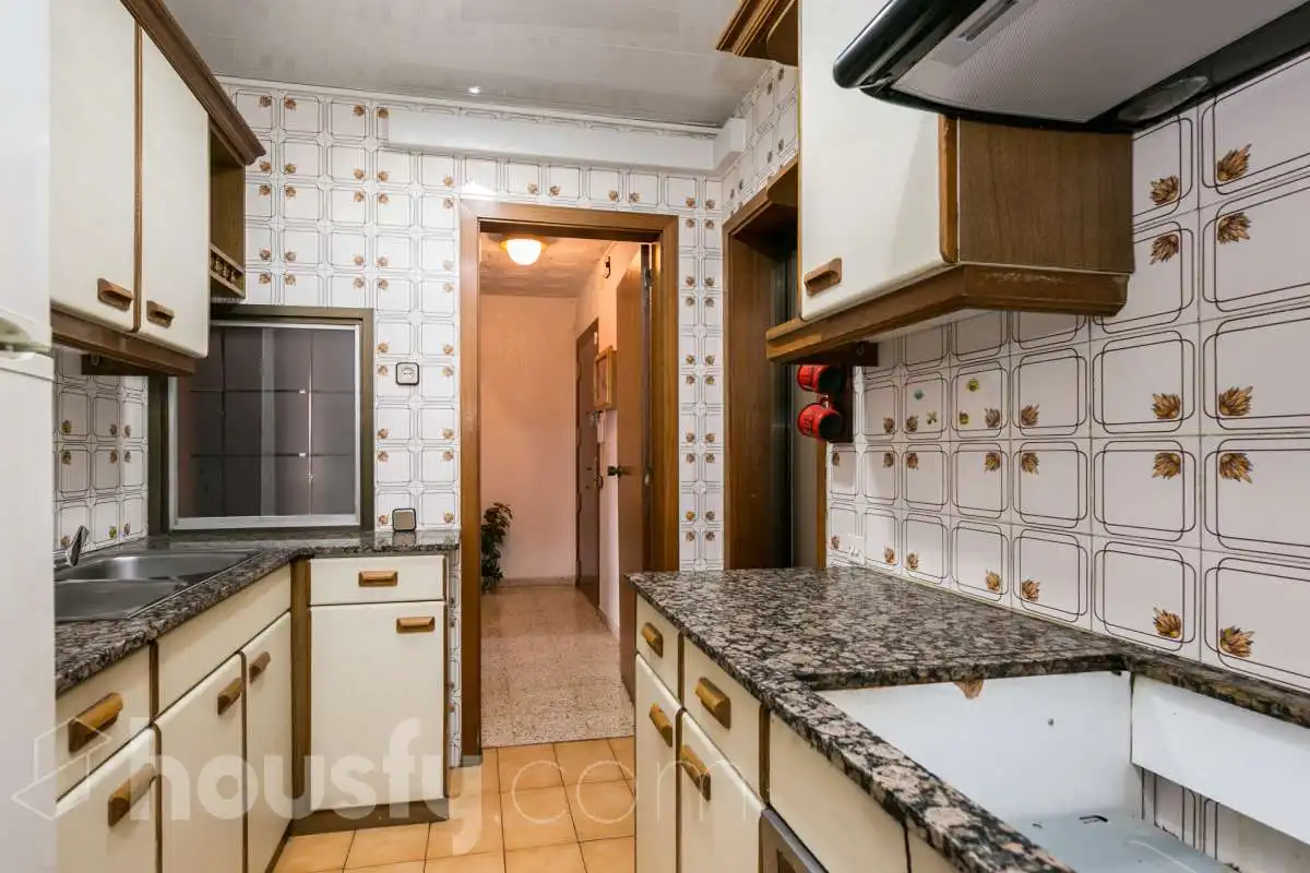 Flat for sale in Carrer Juan Ramon Jiménez, Canyelles