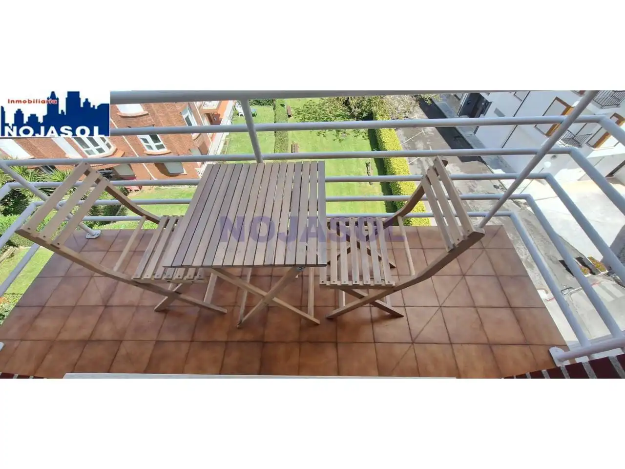 Terraza de Apartamento de alquiler en Noja con Calefacción, Terraza y Amueblado