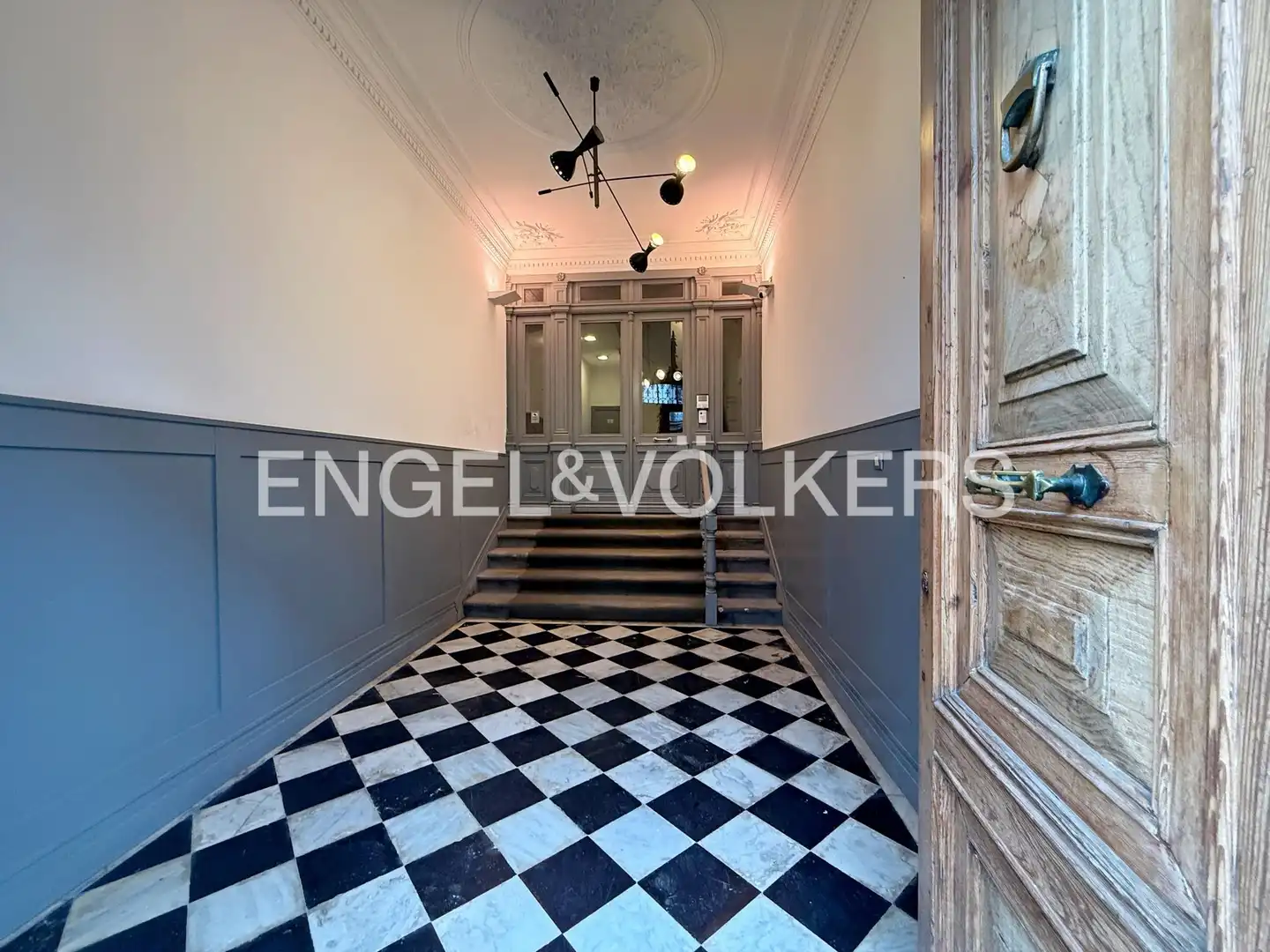 Piso de alquiler en A Coruña Capital  con Calefacción, Parquet y Balcón
