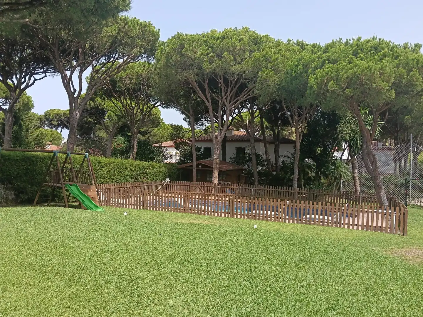 Jardí de Casa o xalet en venda en Conil de la Frontera amb Aire condicionat, Jardí privat i Terrassa