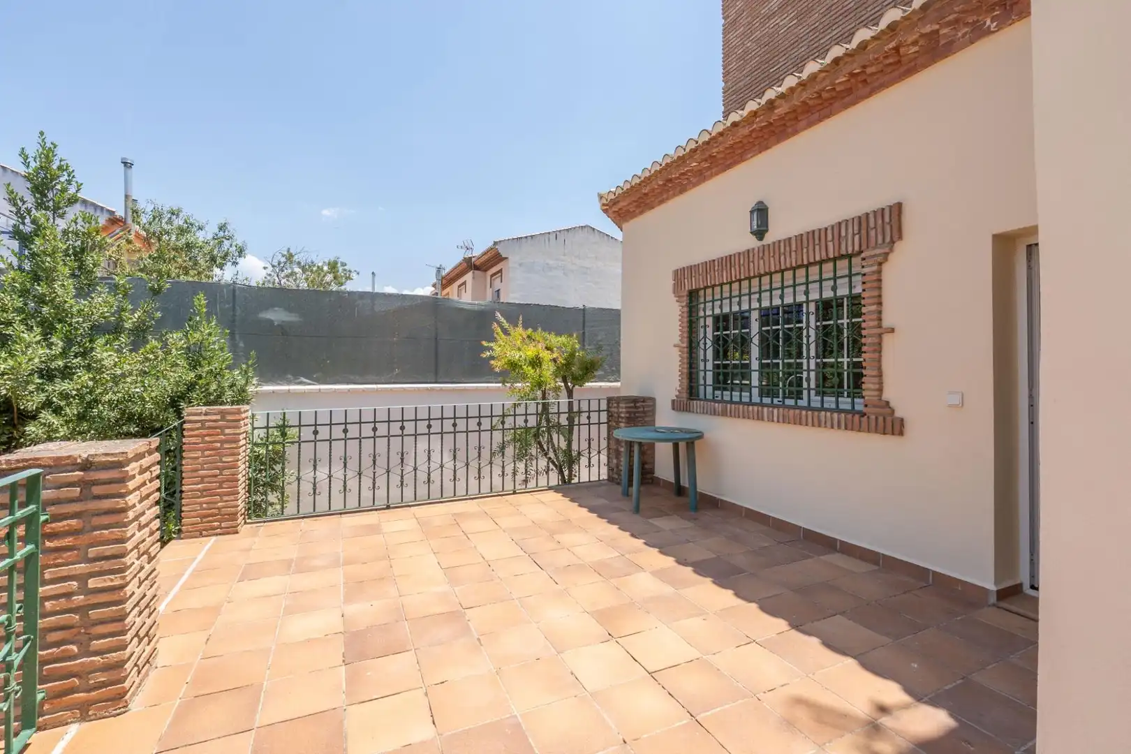 Terrassa de Casa o xalet en venda en Santa Fe amb Aire condicionat, Calefacció i Jardí privat