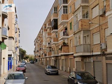 Pis amb balcó en venda a Calle GARELLANO - BO PERAL
