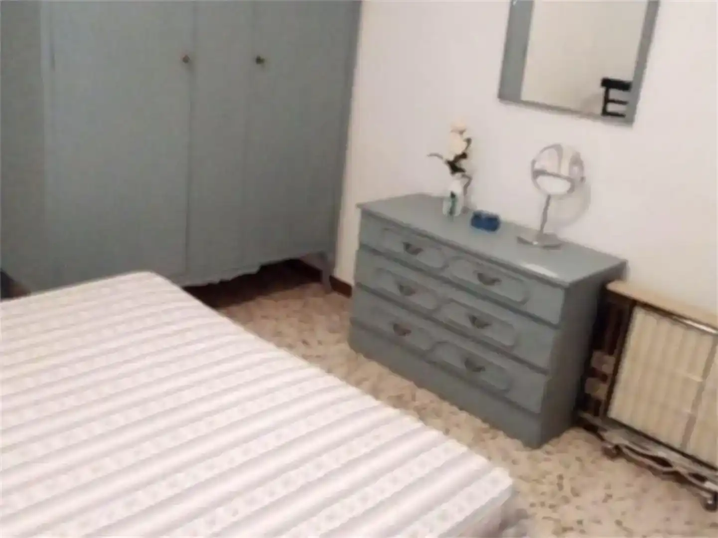 Habitación de Piso en venta en Lobras con Amueblado, Horno y Lavadora